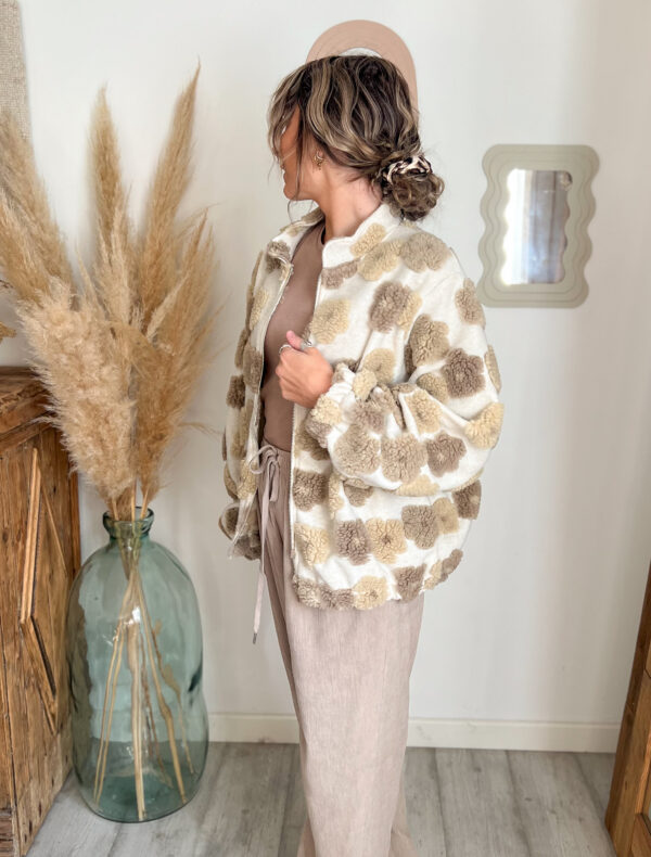 veste a fleur moumoute femme crème beige