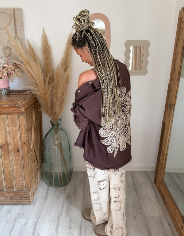 tenue boheme surchemise femme marron dos soleil broderie